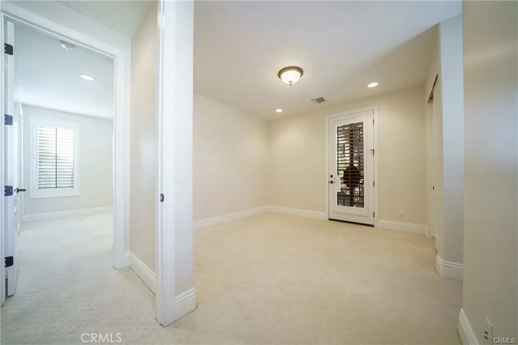 3338 Palermo Court, Pasadena, California 91107 home-pic-16