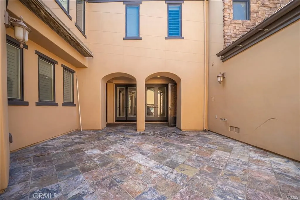 3338 Palermo Court, Pasadena, California 91107 home-pic-11