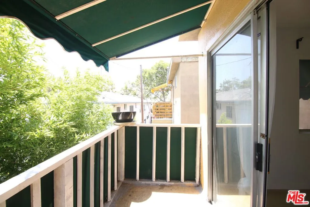 1030 Patio
