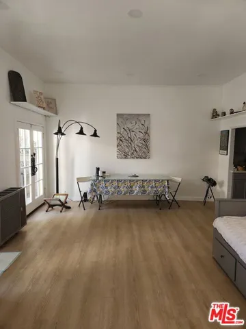 1030 Living/Dining