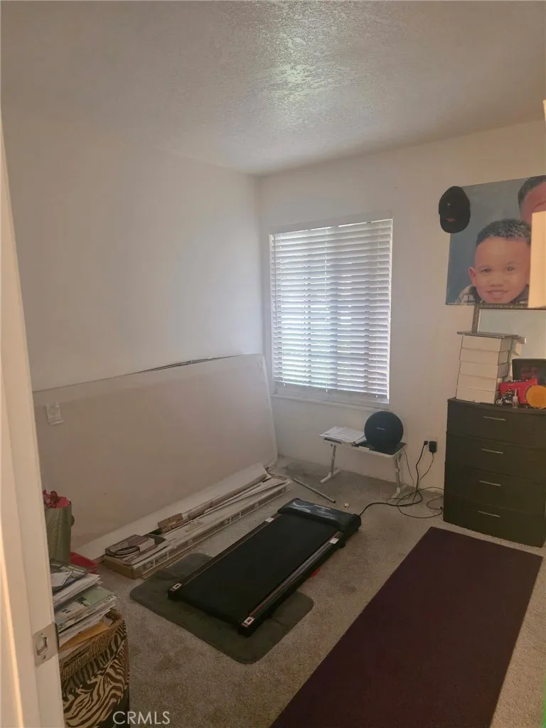 2099 Applewood Street, Colton, California 92324 home-pic-10