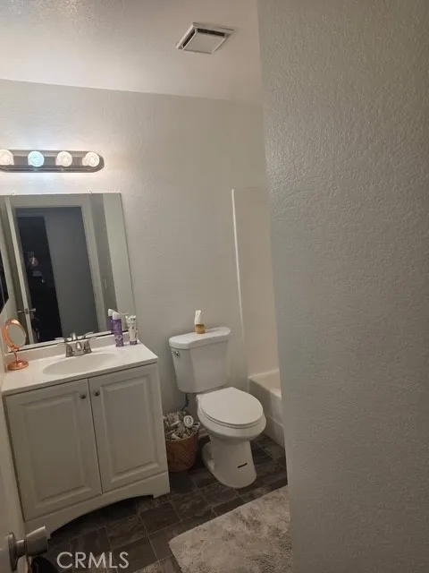 2099 Applewood Street, Colton, California 92324 home-pic-11