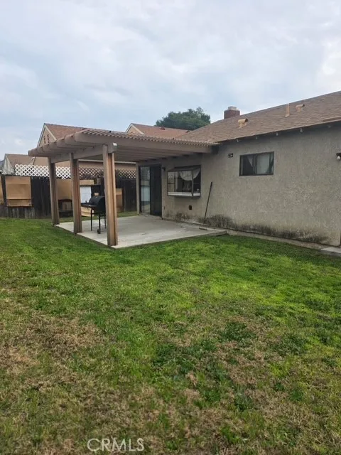 2099 Applewood Street, Colton, California 92324 home-pic-15