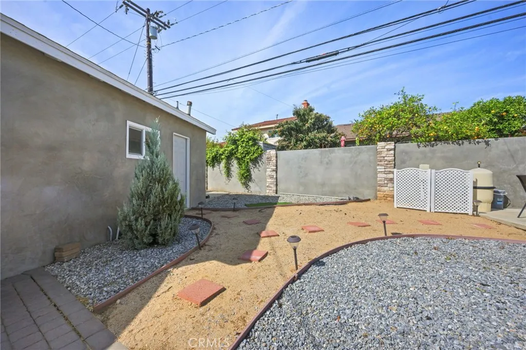 6003 Droxford, Lakewood, California 90713 home-pic-23