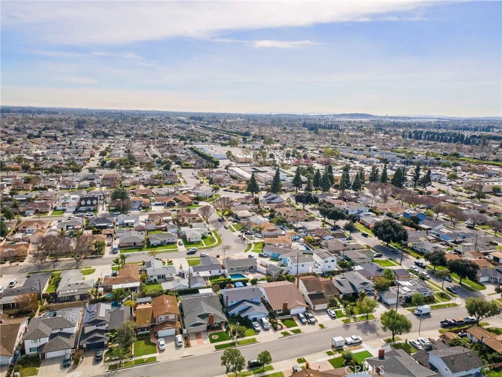 6003 Droxford, Lakewood, California 90713 home-pic-37