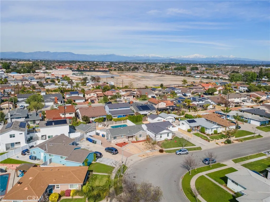 6003 Droxford, Lakewood, California 90713 home-pic-31