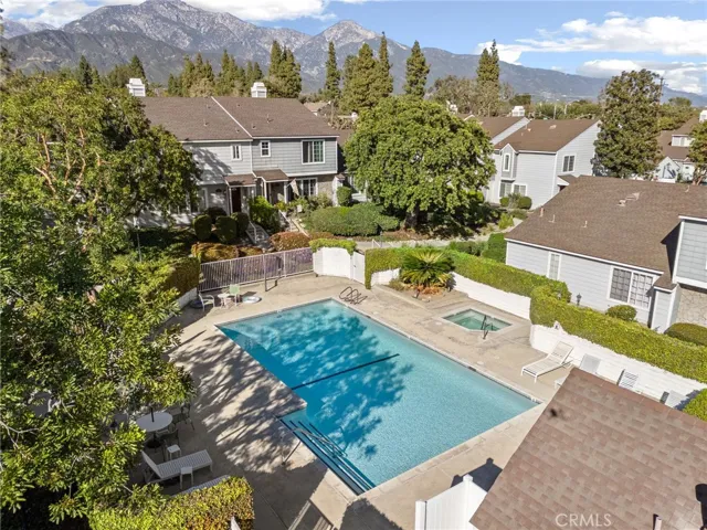 Community pool