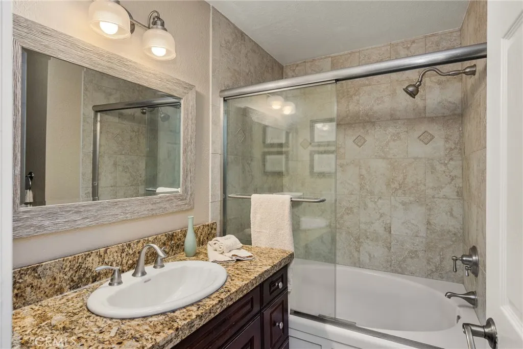 5550 Camino Tecate, Yorba Linda, California 92887 home-pic-41