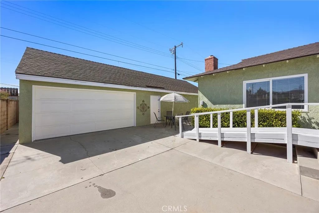 1836 W Southgate, Fullerton, California 92833 home-pic-30