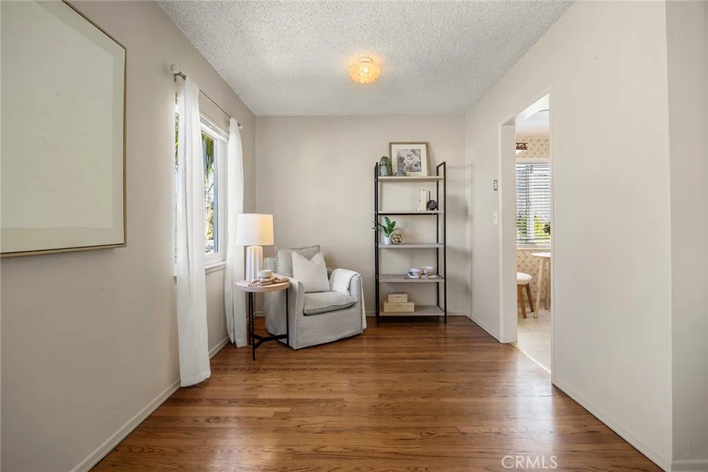 1836 W Southgate, Fullerton, California 92833 home-pic-38