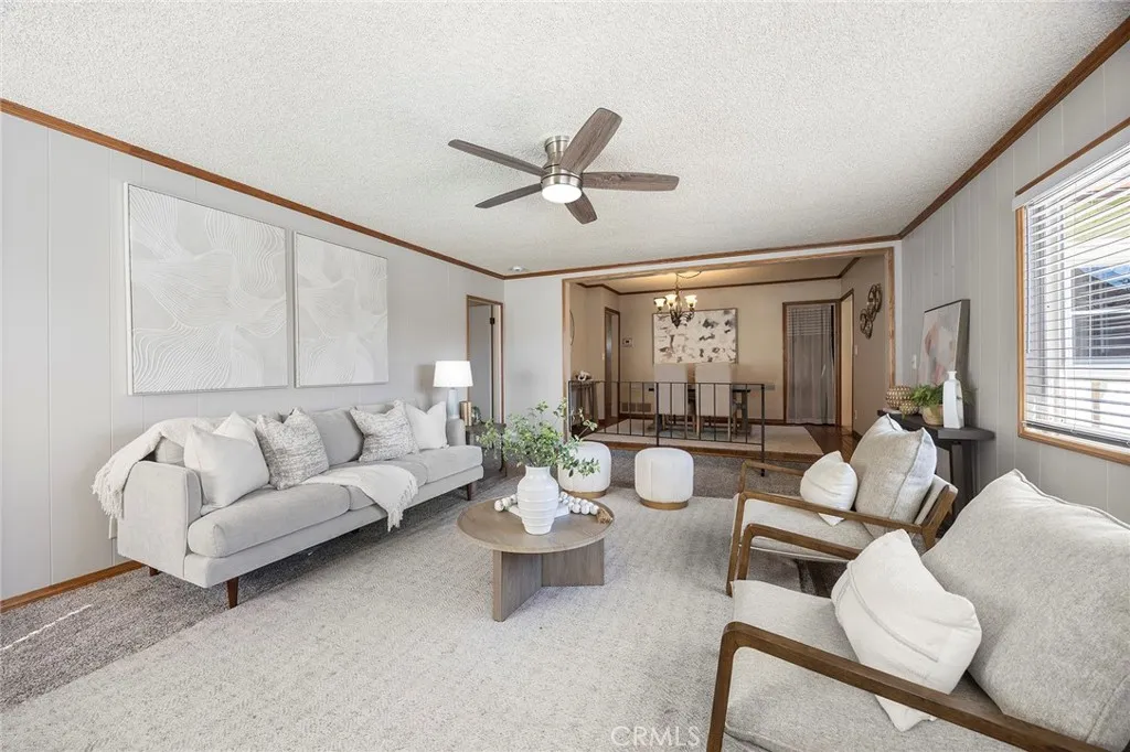 1836 W Southgate, Fullerton, California 92833 home-pic-25