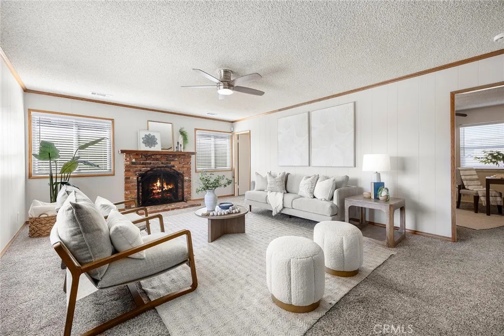 1836 W Southgate, Fullerton, California 92833 home-pic-23