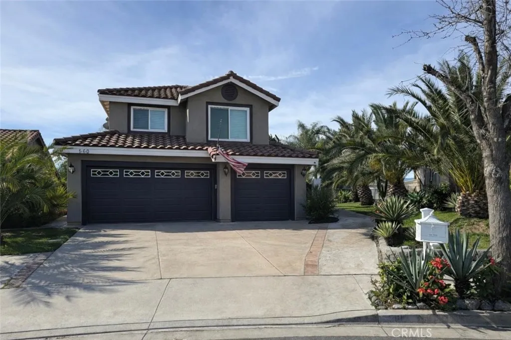 560 Calhoun Street, Corona, California 92879 home-pic-1