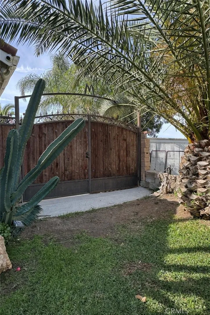 560 Calhoun Street, Corona, California 92879 home-pic-30