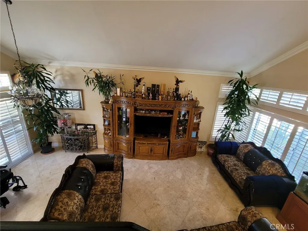 560 Calhoun Street, Corona, California 92879 home-pic-16
