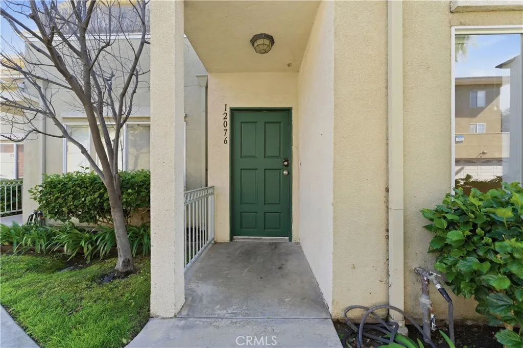 12076 S Broadway, Los Angeles, California 90061 home-pic-6