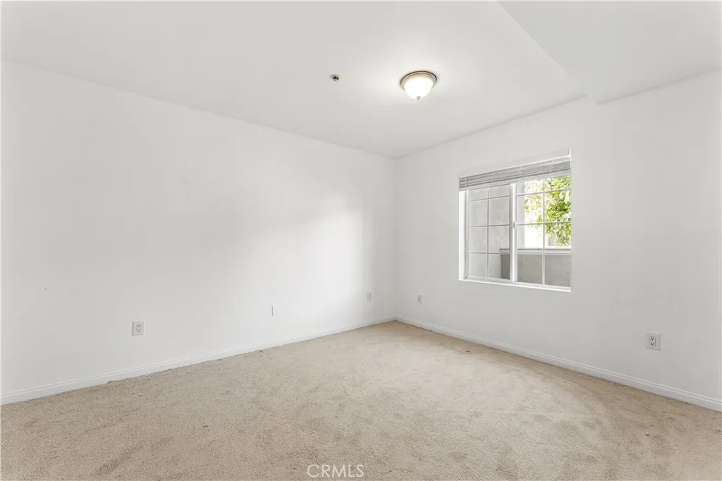 12076 S Broadway, Los Angeles, California 90061 home-pic-15