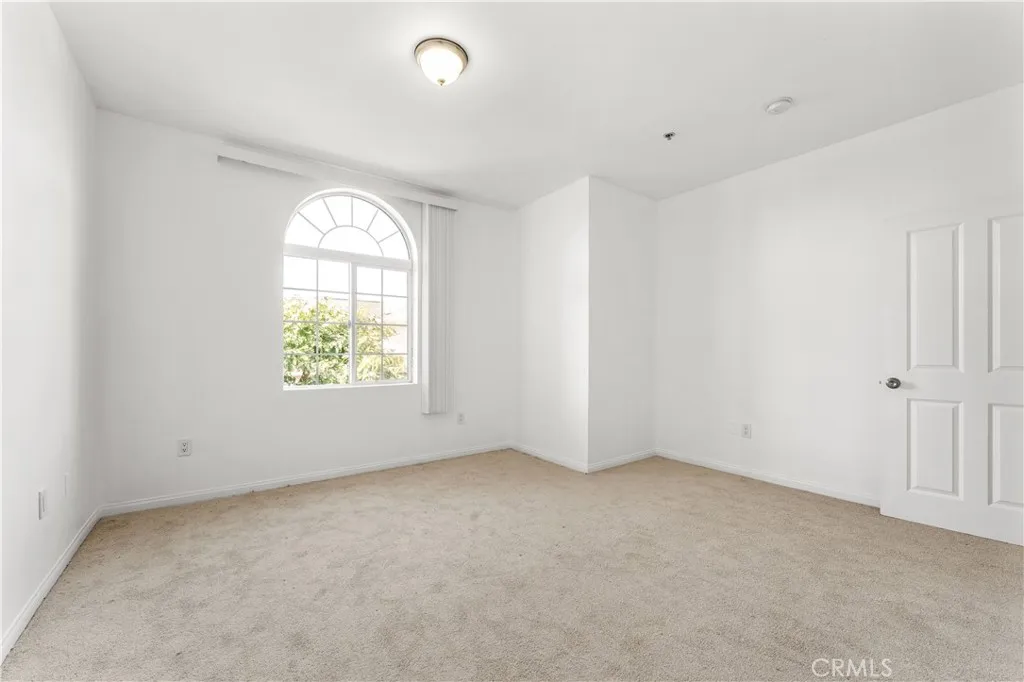 12076 S Broadway, Los Angeles, California 90061 home-pic-31