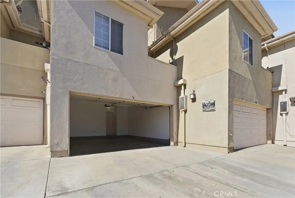 12076 S Broadway, Los Angeles, California 90061 home-pic-40