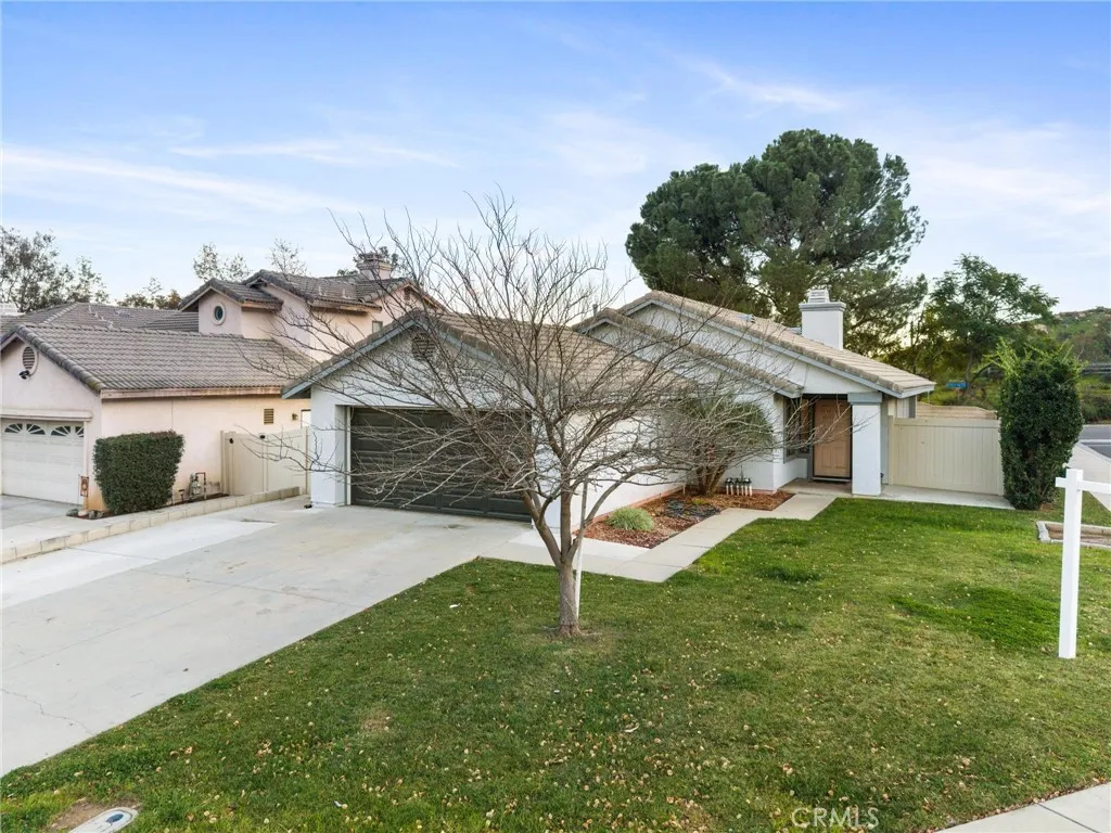 22901 Springdale, Moreno Valley, California 92557 home-pic-1