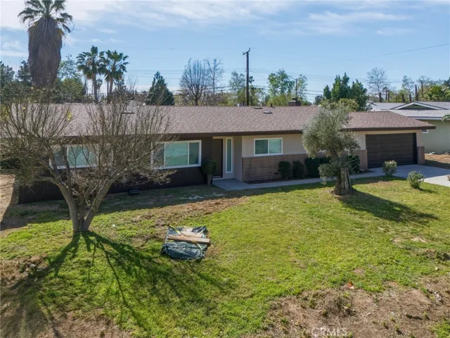 5874 Olive, Rialto, California 92377