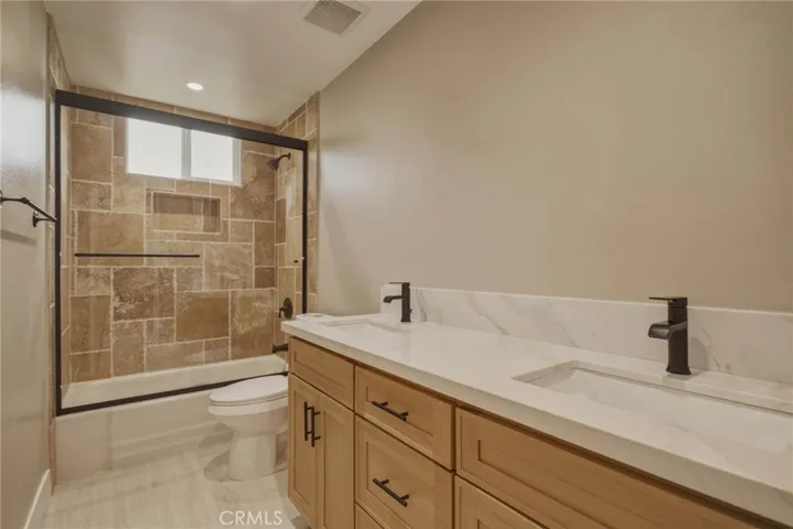 5874 Olive, Rialto, California 92377
