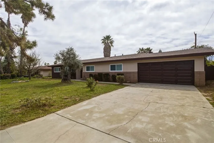 5874 Olive, Rialto, California 92377