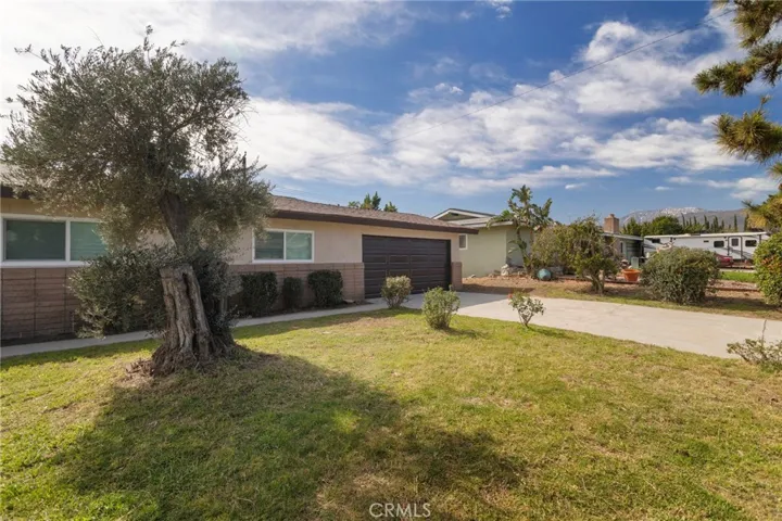 5874 Olive, Rialto, California 92377