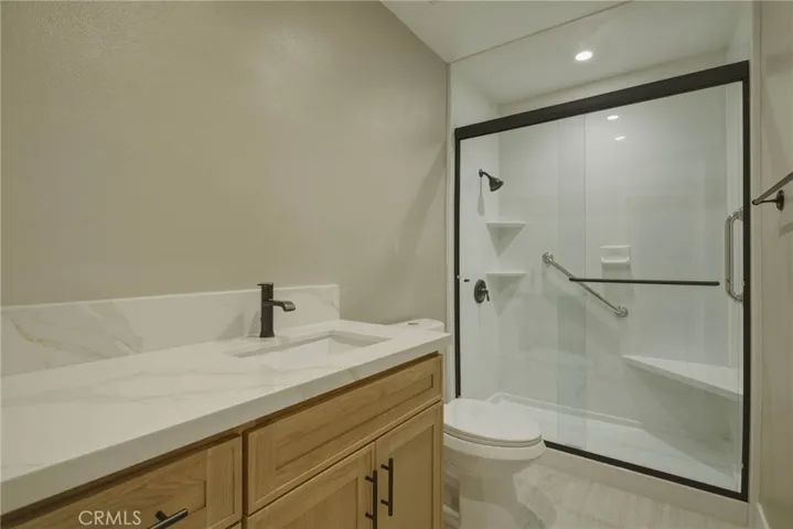 5874 Olive, Rialto, California 92377