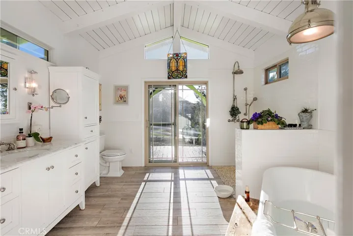 Master Bath - privacy film/tint on windows