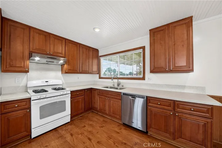7961 La Corona Way, Buena Park, California 90620