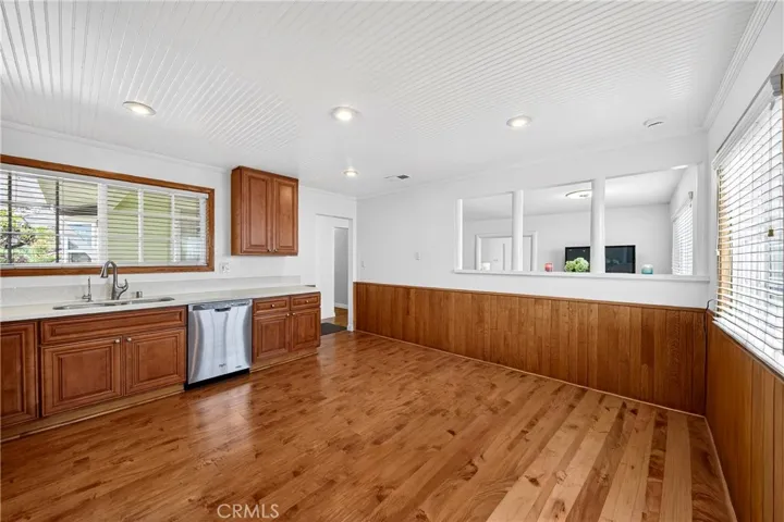 7961 La Corona Way, Buena Park, California 90620