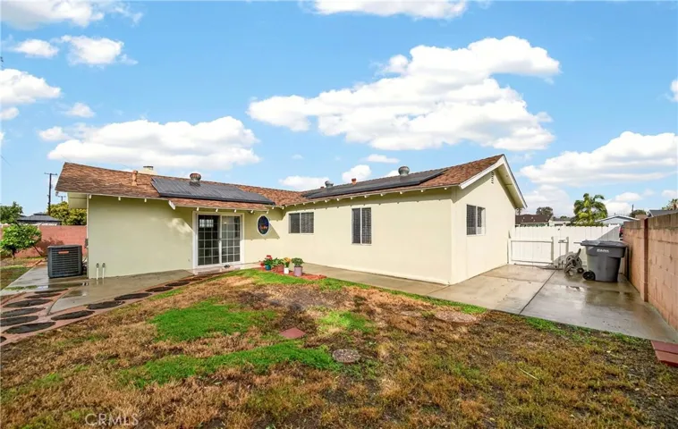 7961 La Corona Way, Buena Park, California 90620