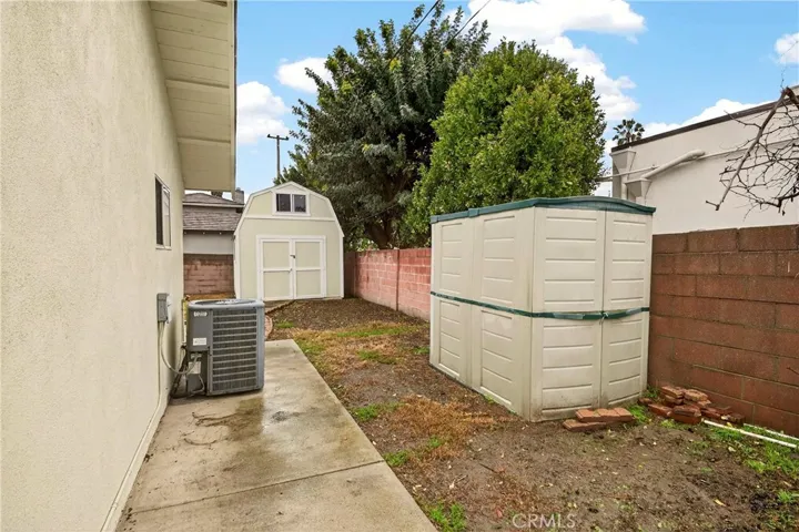 7961 La Corona Way, Buena Park, California 90620
