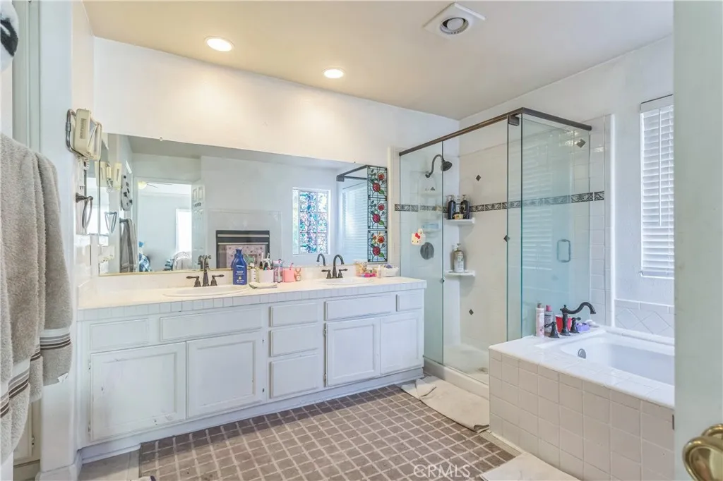 18641 Nathan Hill, Canyon Country, California 91351 home-pic-20