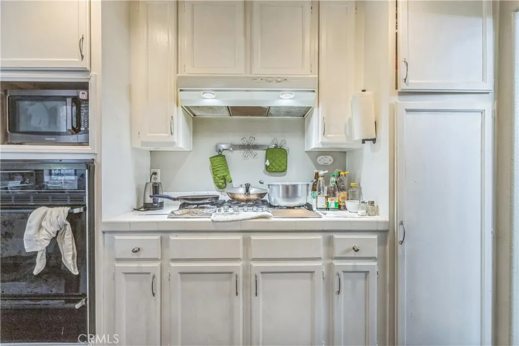 18641 Nathan Hill, Canyon Country, California 91351 home-pic-10