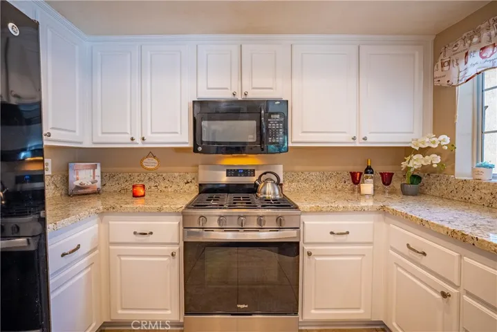 New Whirlpool Gas Range