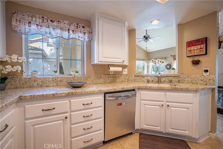 Plenty of Cabinets for Storage!