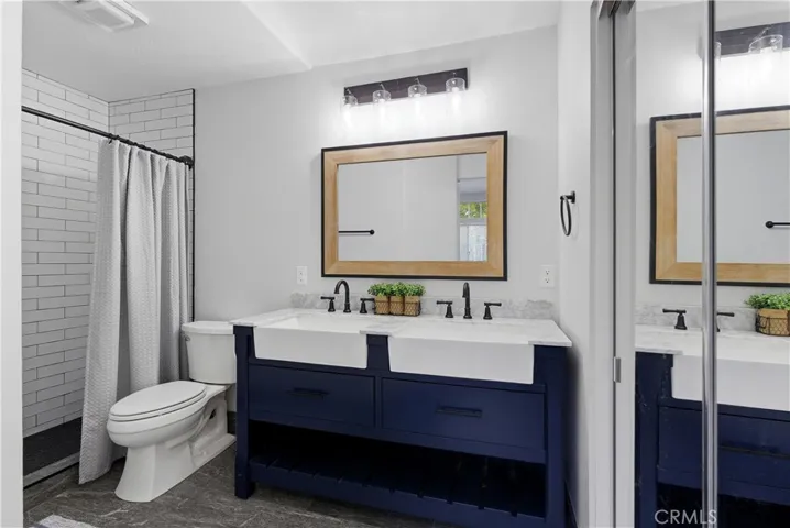 8070 E Oak Ridge Circle, Anaheim, California 92808