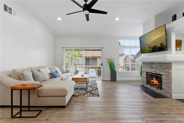 8070 E Oak Ridge Circle, Anaheim, California 92808