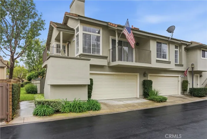 8070 E Oak Ridge Circle, Anaheim, California 92808