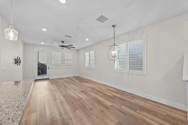 RaeAllenMedia Sonieta Ct-6