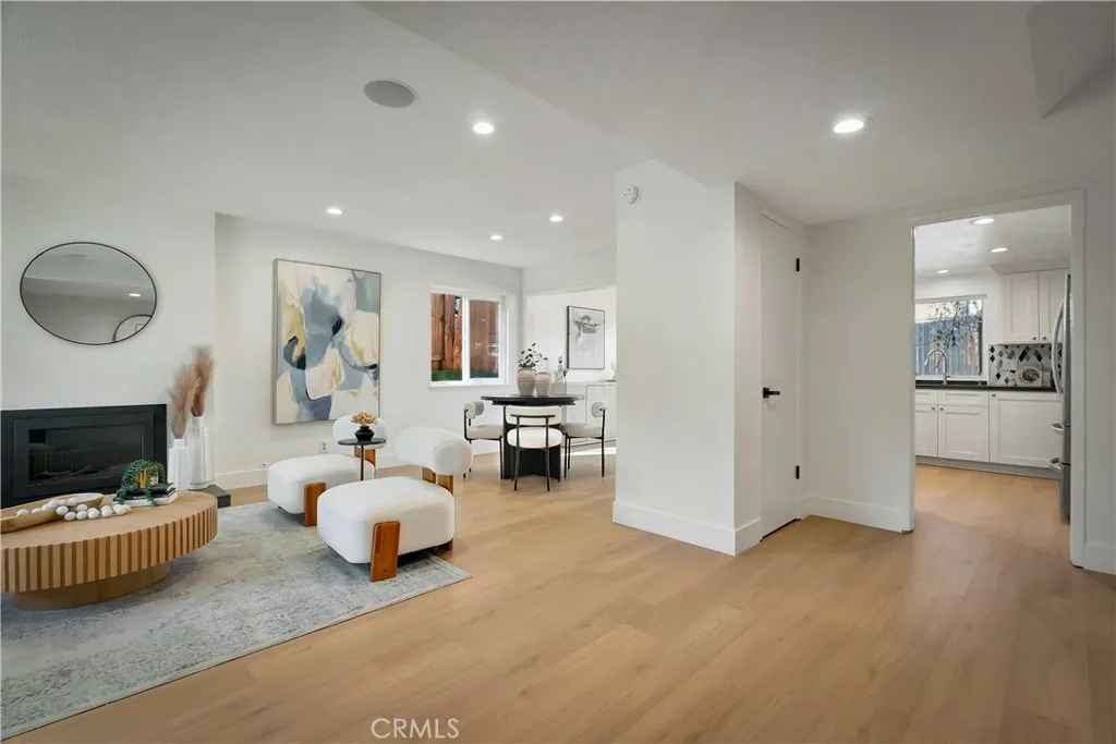 29321 Trailway Lane, Agoura Hills, California 91301 home-pic-3