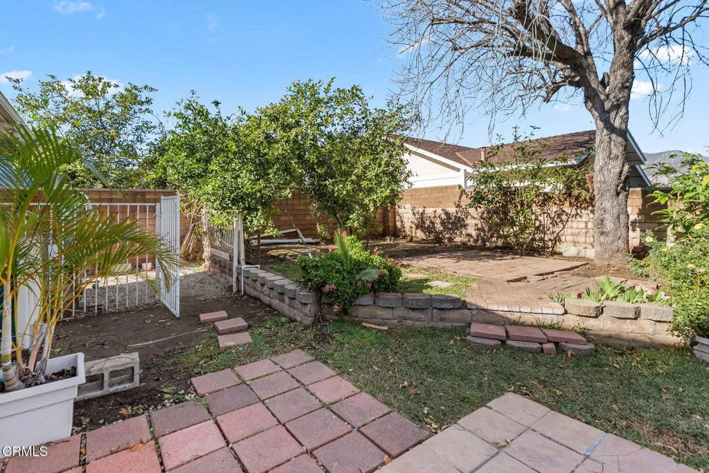 12446 Herrick Avenue, Sylmar, California 91342 home-pic-33