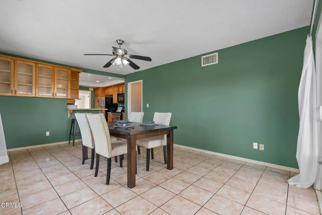 12446 Herrick Avenue, Sylmar, California 91342 home-pic-17