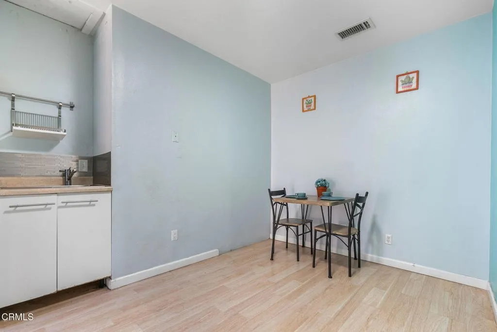 12446 Herrick Avenue, Sylmar, California 91342 home-pic-40
