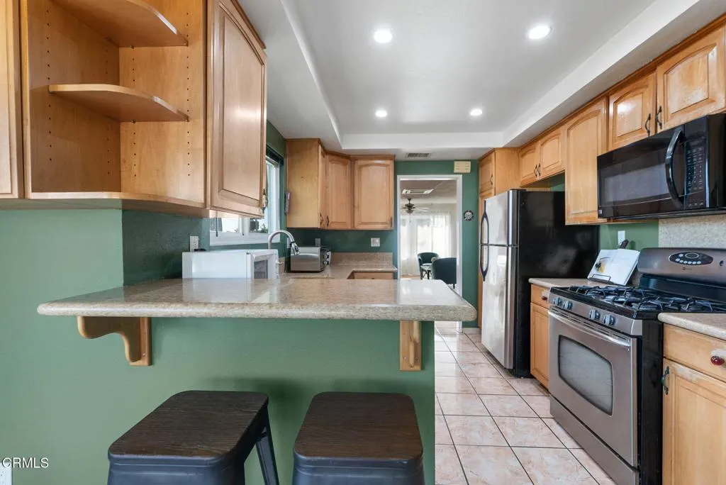 12446 Herrick Avenue, Sylmar, California 91342 home-pic-14