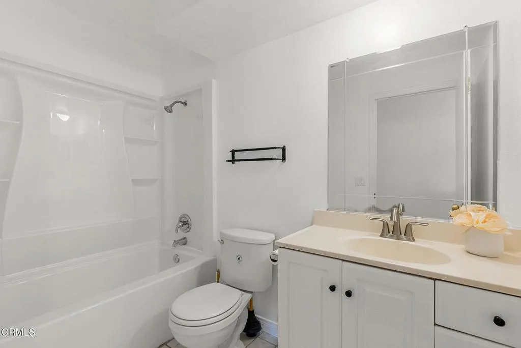 12446 Herrick Avenue, Sylmar, California 91342 home-pic-23