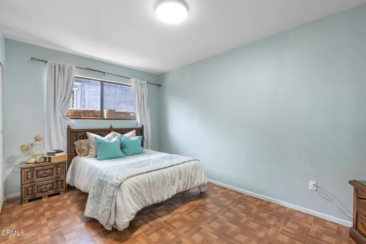 23-web-or-mls-12446-herrick-ave