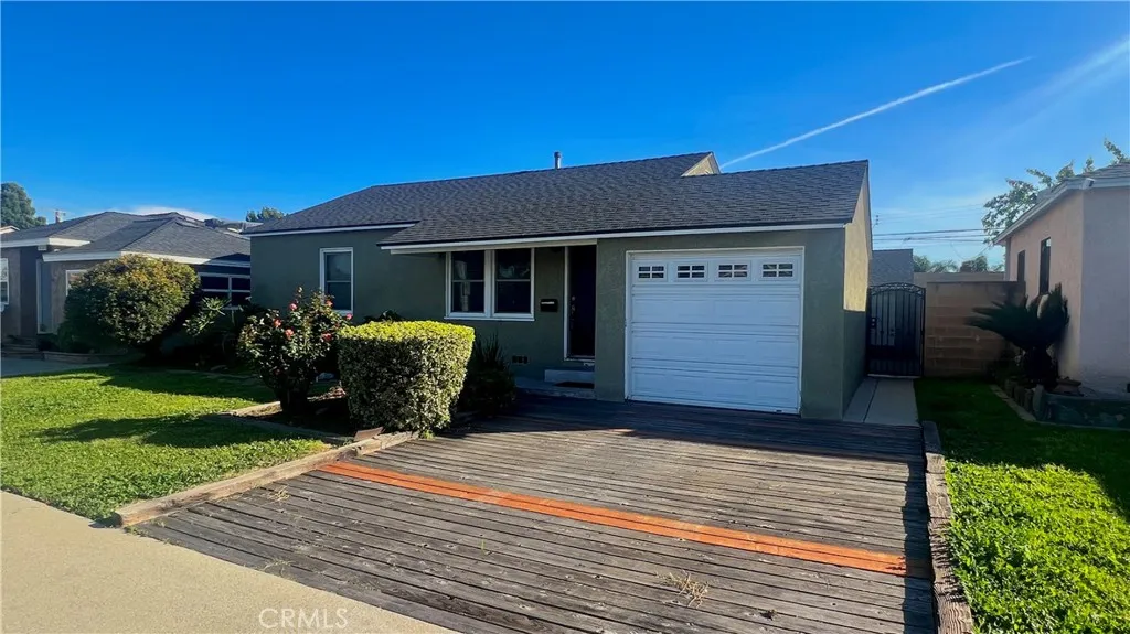 12118 Excelsior Drive, Norwalk, California 90650 home-pic-1